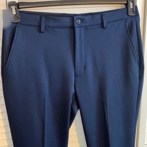 Greg Norman dark blue dress slacks, like new! Size 32x32